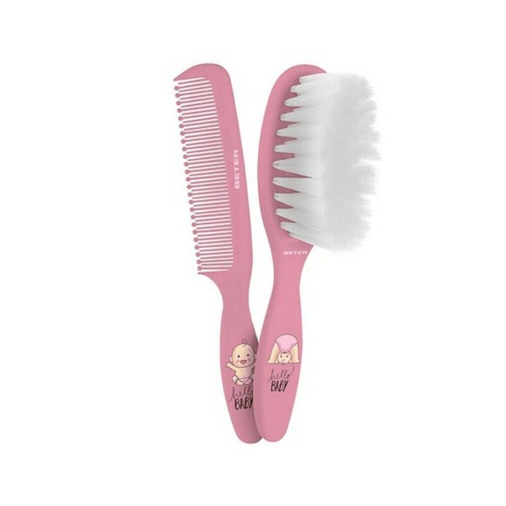 Rosa Babybürste und Kamm-Set. Bürste mit weißen Borsten, Kamm mit Zähnen. Beide mit Aufdruck und Logo.