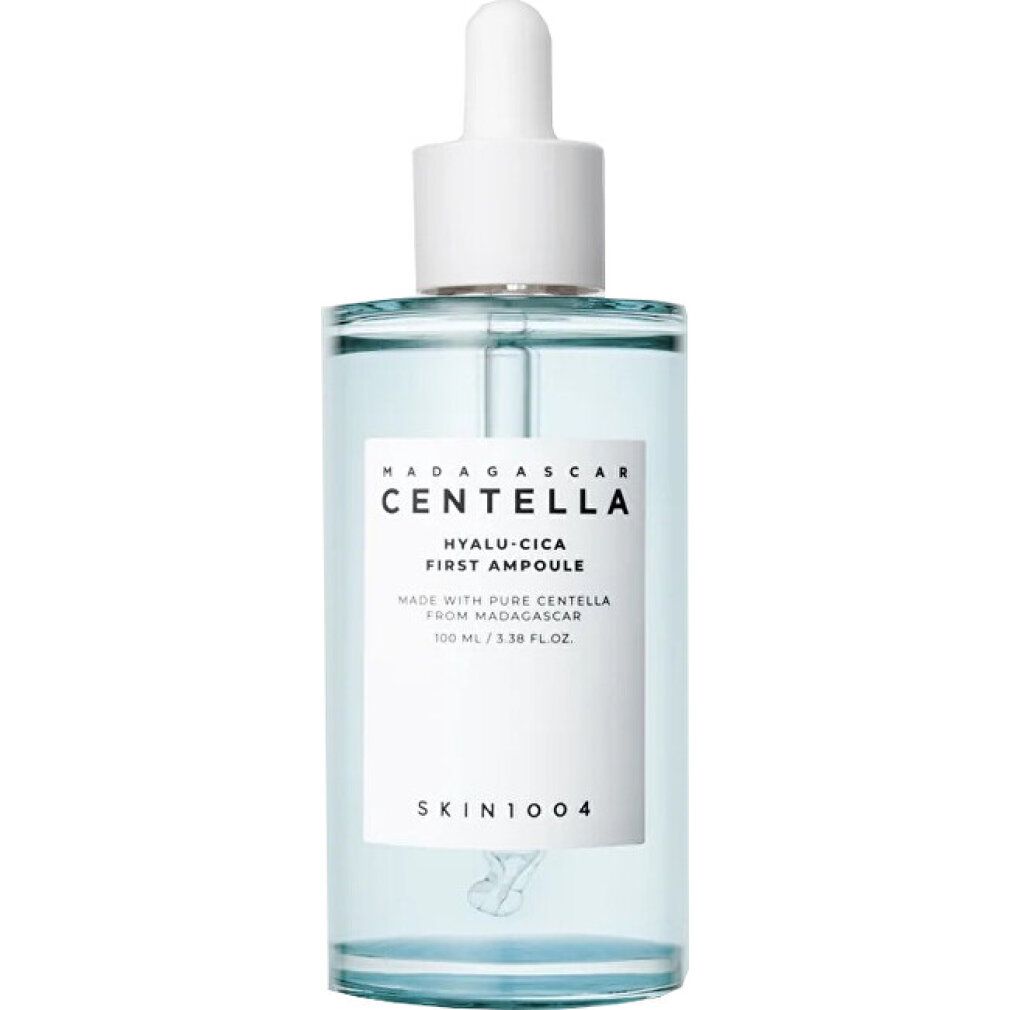 Leichtes Hyalu-Cica First Ampoule Serum in Glasflasche mit Pipette. Nicht reizend getestet.