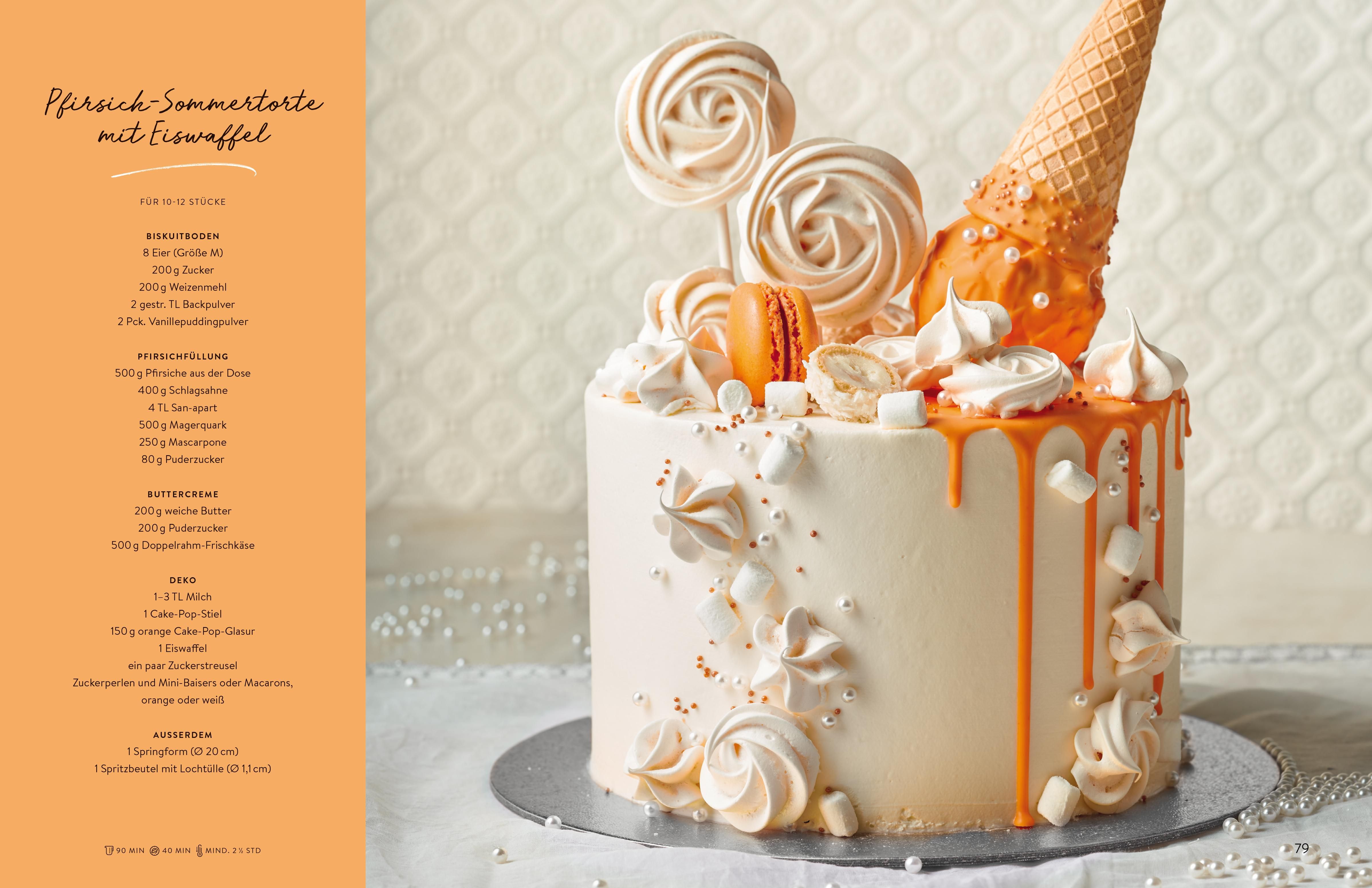 Buchseite: Rezept für "Pfirsich-Sommertorte mit Eiswaffel". Abgebildet: Kuchen mit Dekoration.