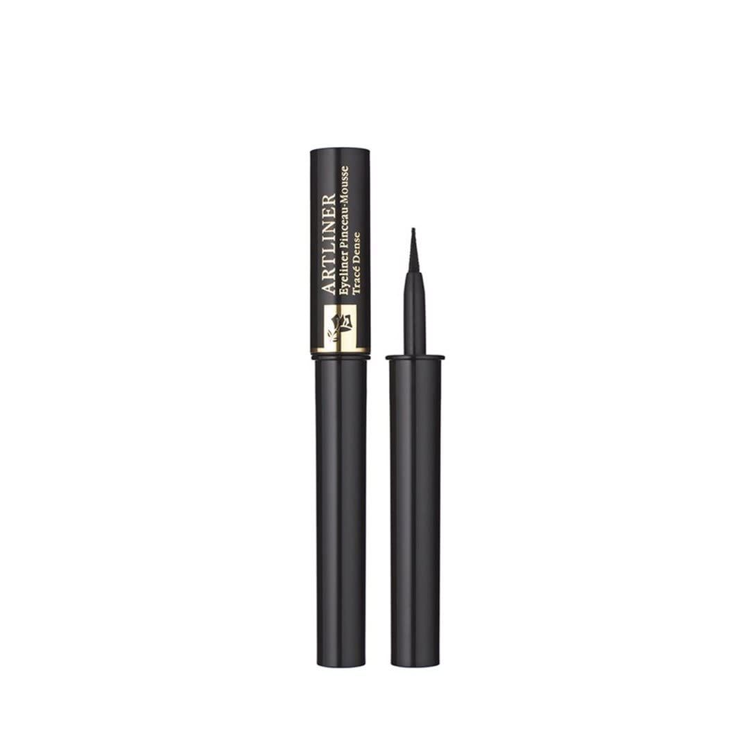 Schwarzer Eyeliner mit Verpackung. Auf der Verpackung steht 'Lancôme Artliner'.