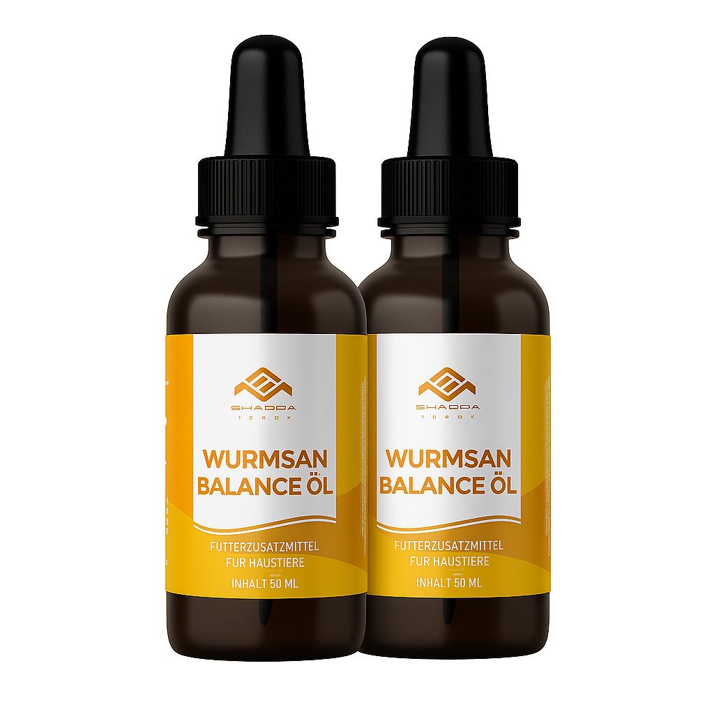 Zwei braune Flaschen mit schwarzer Pipette. Etikett mit Logo und Schriftzug: Wurmsan Balance Öl. Futterzusatzmittel für Haustiere.