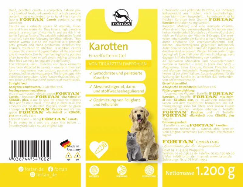 Gelbes Etikett mit Text und Logo. Enthält Informationen zu Karotten-Ergänzung. Marke FORTAN. Hund und Katze abgebildet.