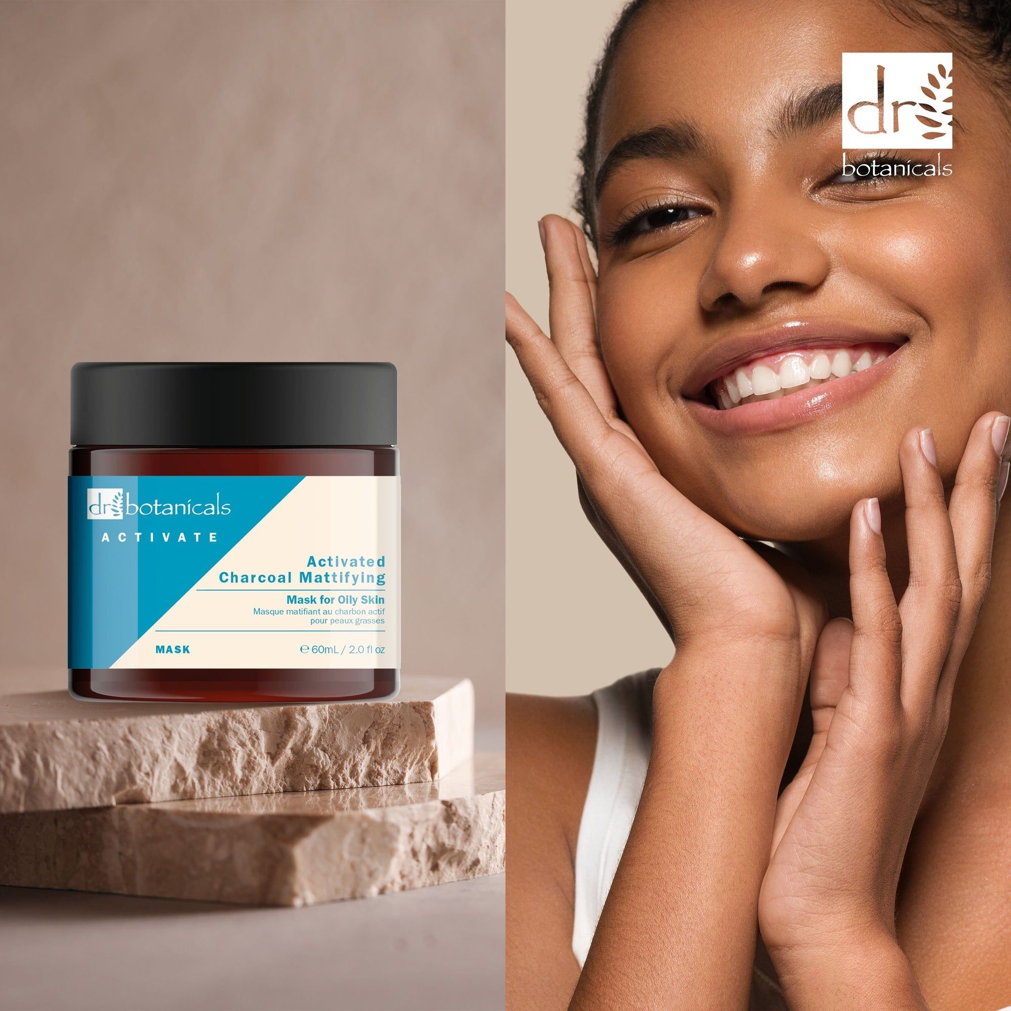 Braune Glasdose mit schwarzem Deckel neben einer lächelnden Frau. Activated Charcoal Mattifying Mask für fettige Haut.