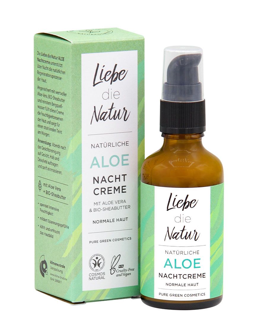Braune Glasflasche und Schachtel mit 'Liebe die Natur Aloe Nachtcreme'. Grüne Etiketten, COSMOS NATURAL-Siegel, vegan.