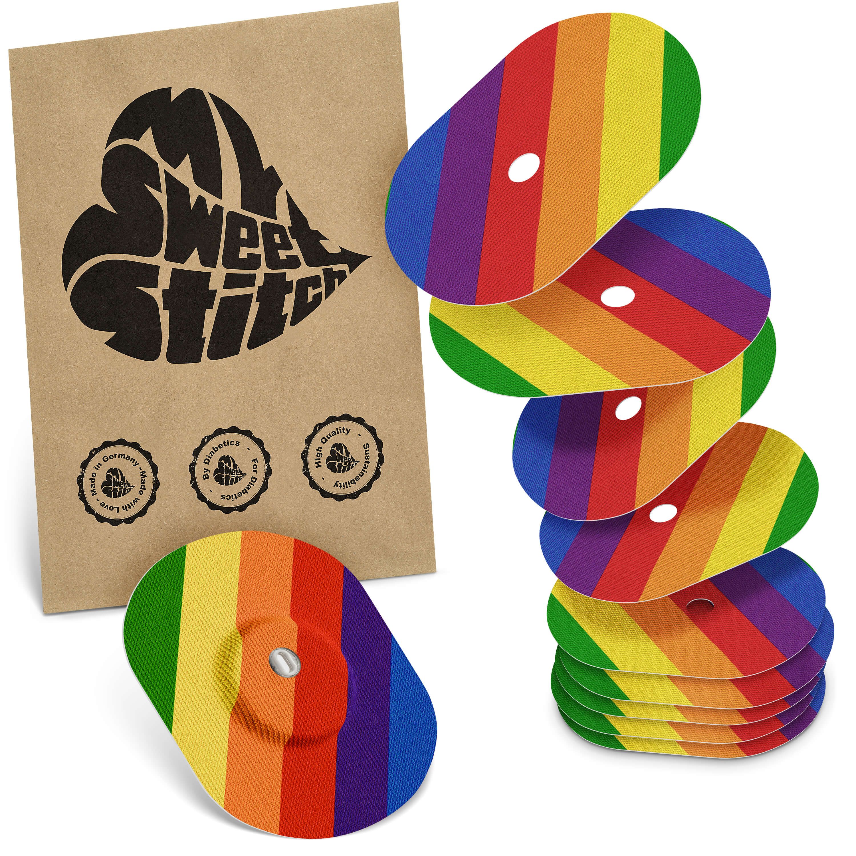 Ovale Pflaster mit Regenbogenmuster und Loch. Braune Papiertüte mit Logo und Siegeln. Mehrere Pflaster gestapelt.