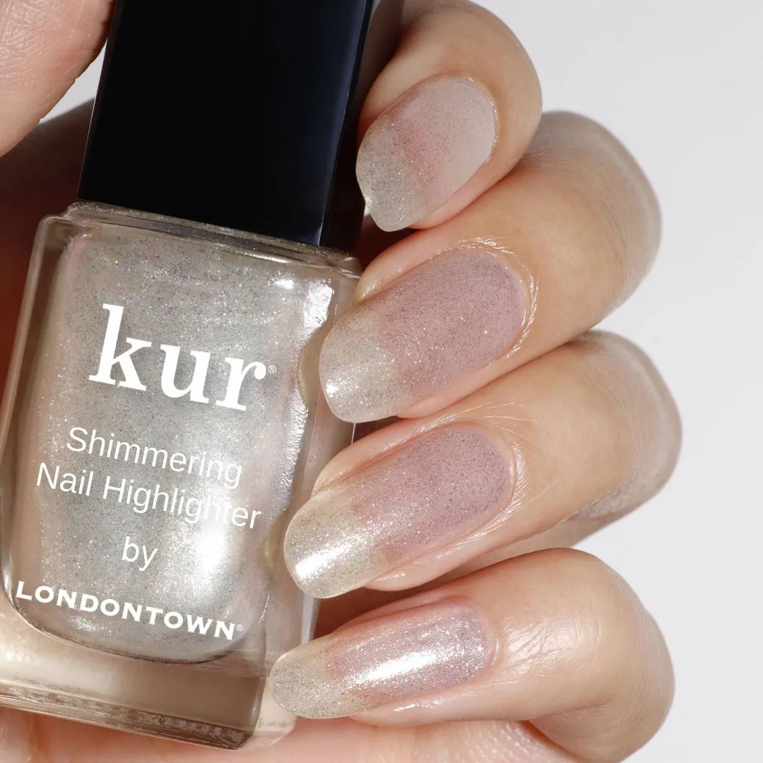 LONDONTOWN Kur Shimmering Nail Highlighter Mirror Ball aufhellender Nagellack