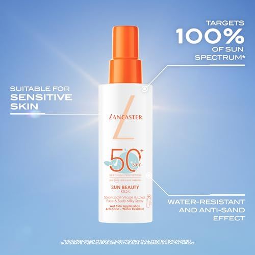 Weiße Sprayflasche mit orangefarbenem Sprühkopf. Aufschrift: Lancaster, 50 SPF, Sun Beauty Kids. Text: Water-Resistant.