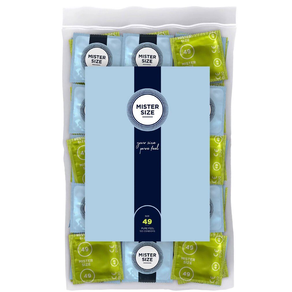 Verpackung mit Kondomen. Mister Size, Größe 49. Grün und blau verpackte Kondome in einer transparenten Tüte.