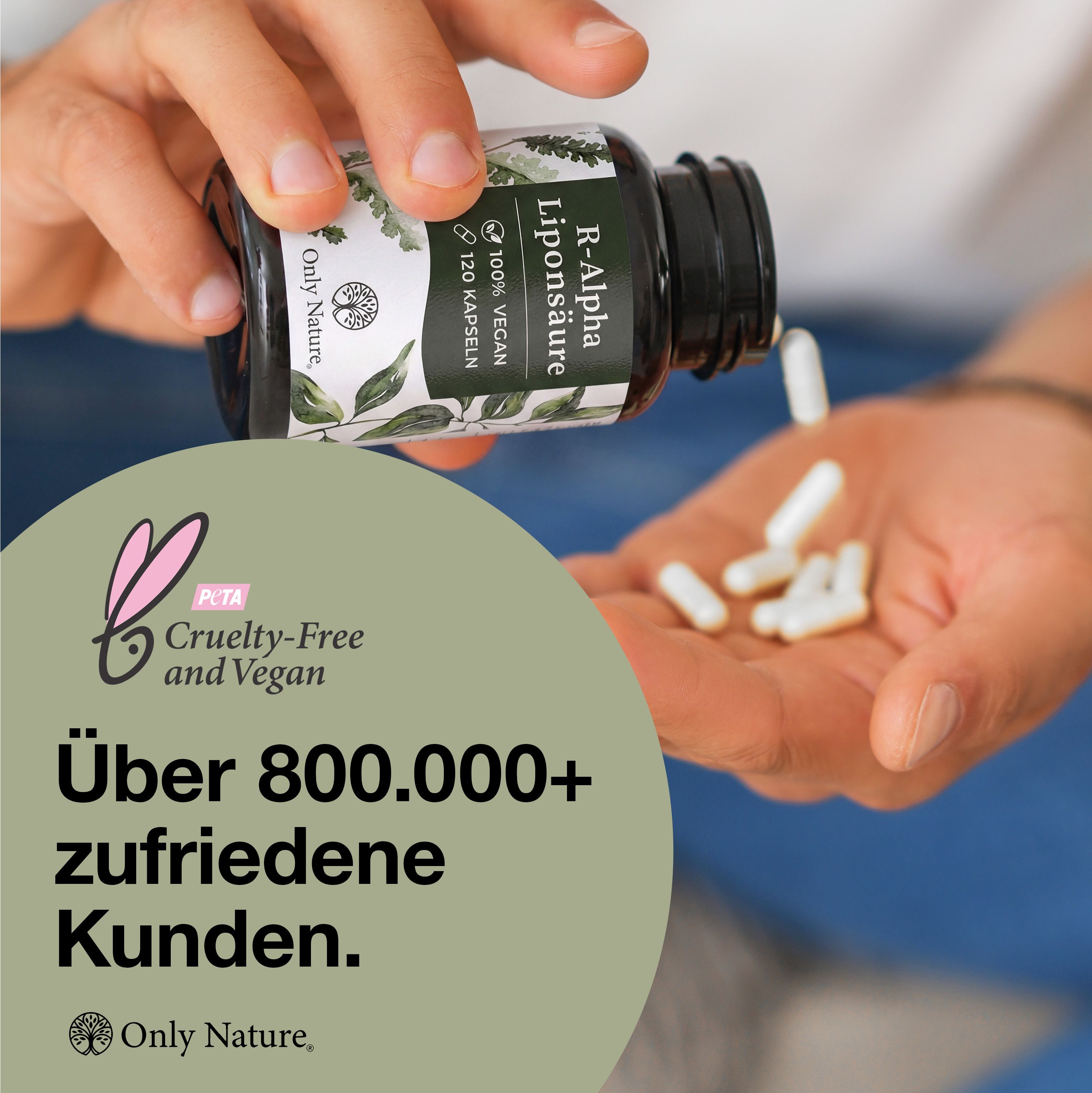 Hände schütten R-Alpha-Liponsäure Kapseln aus Flasche. PETA Cruelty-Free and Vegan.