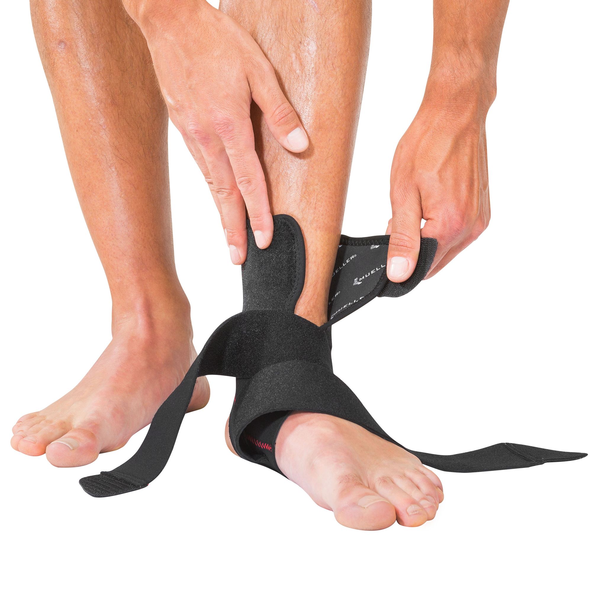 Mueller Adjustable Ankle Support 1 St