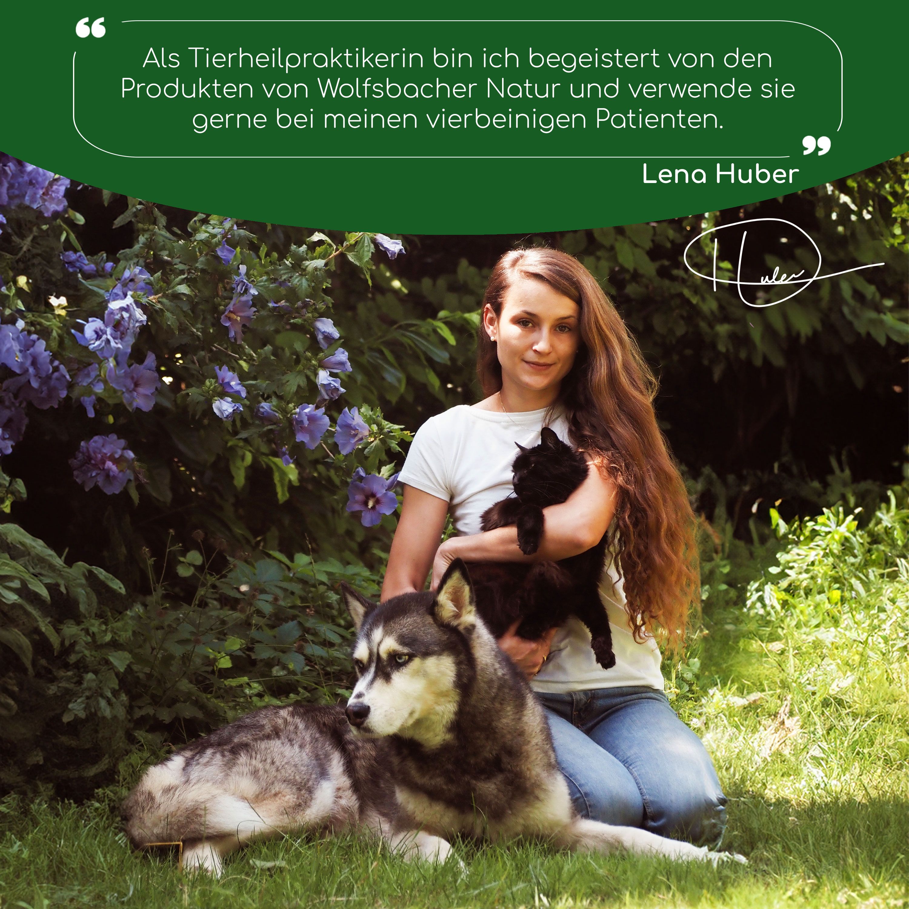 Eine Frau hält einen Hund und eine Katze. Zitat: Als Tierheilpraktikerin bin ich begeistert von den Produkten von Wolfsbacher Natur.