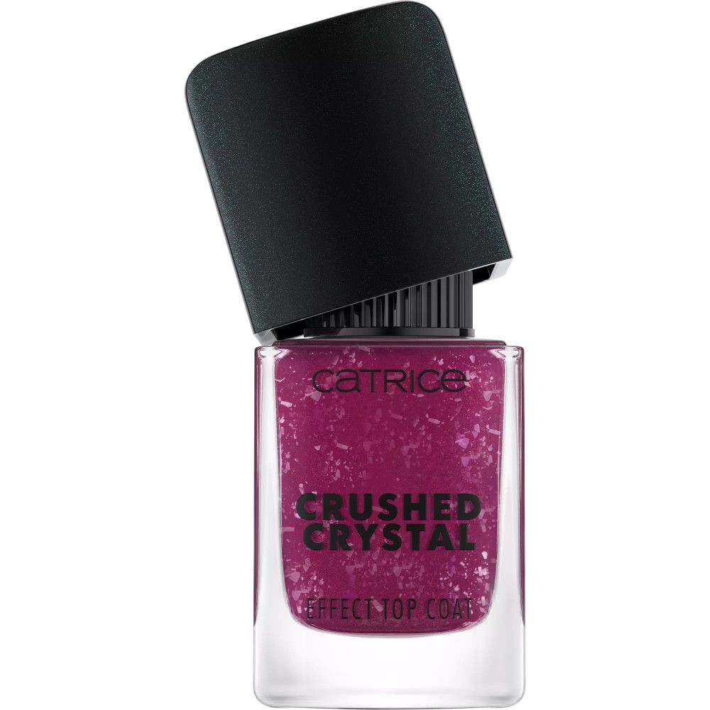 Glasflasche mit schwarzem Deckel. Aufschrift "Catrice" und "Crushed Crystal Effect Top Coat". Inhalt: pinkfarbener Nagellack mit Glitzer. Deckel halb geöffnet.
