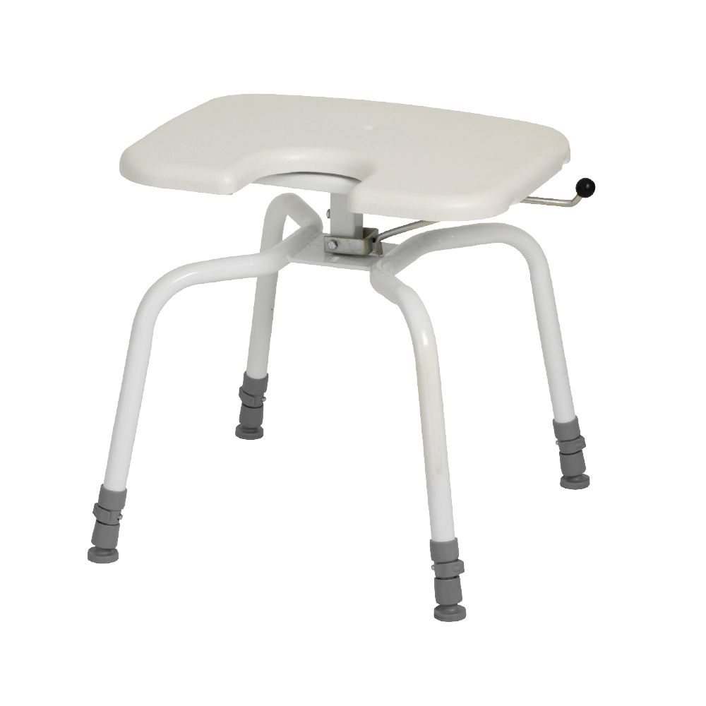 Duschhocker mit Intimausschnitt. Weißer Sitz, drehbar, auf weißem Gestell mit vier Beinen. Höhenverstellbar.
