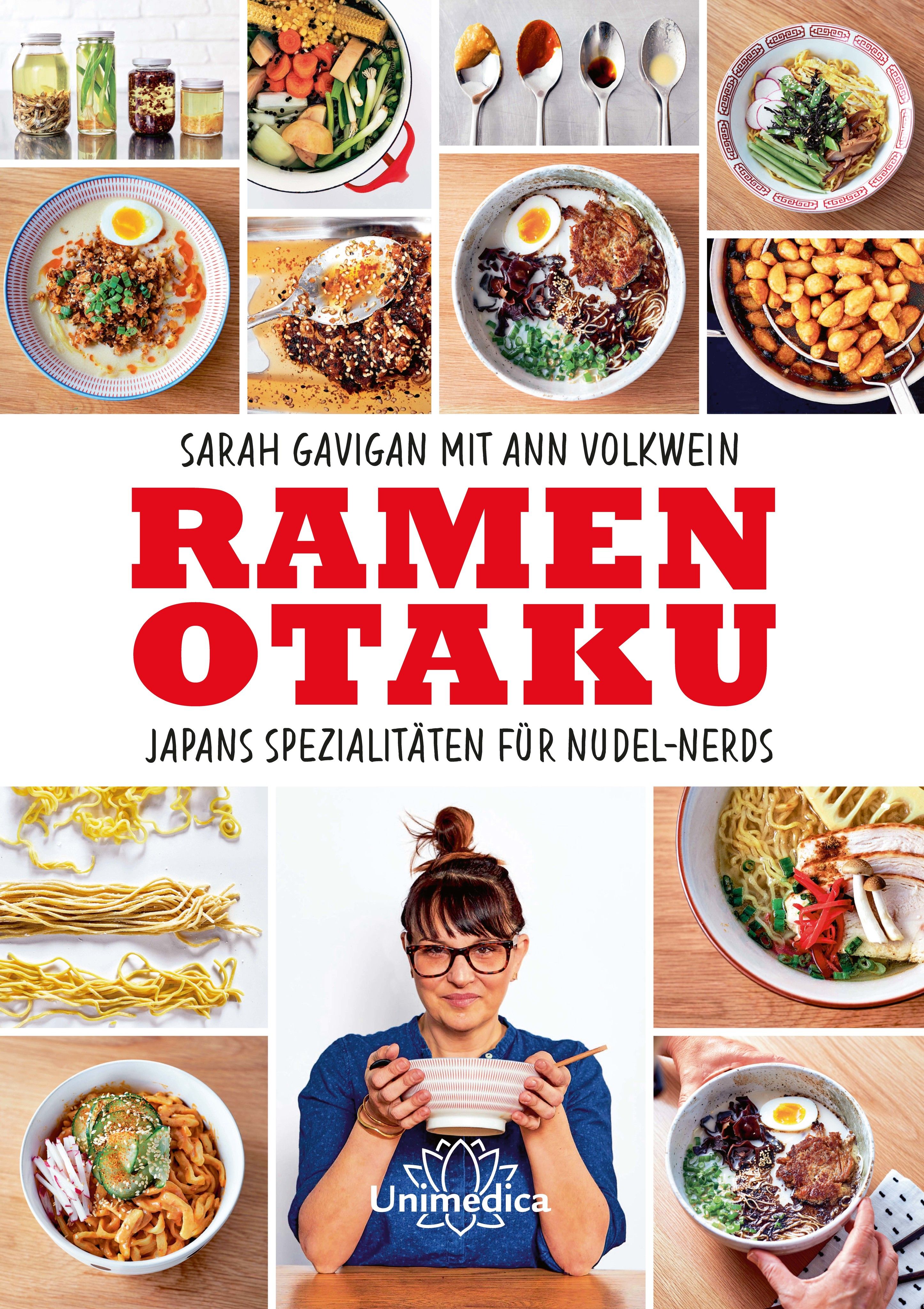 Buchcover mit dem Titel "Ramen Otaku". Es zeigt verschiedene Ramen-Gerichte und eine Frau mit einer Schüssel Ramen.