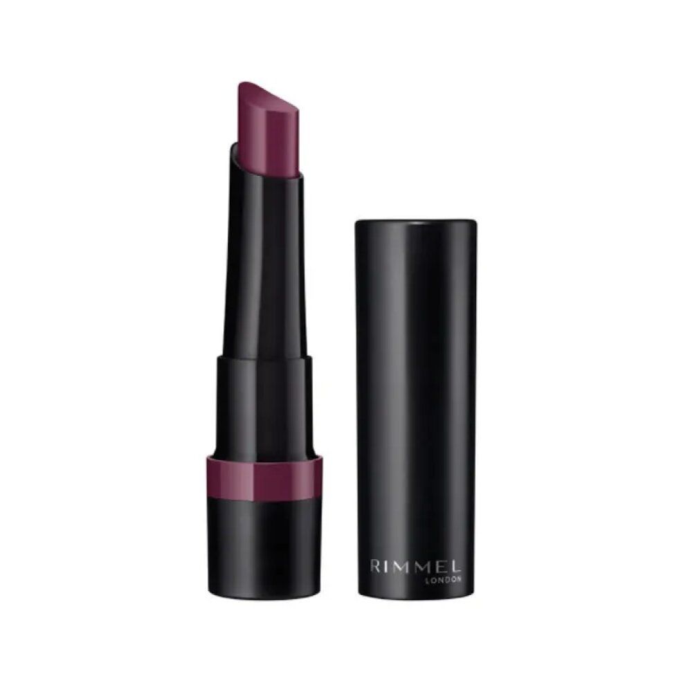 Lippenstift mit schwarzer Hülle und geöffnetem Stift. Der Lippenstift ist dunkelrot. Auf der Hülle steht "Rimmel London".