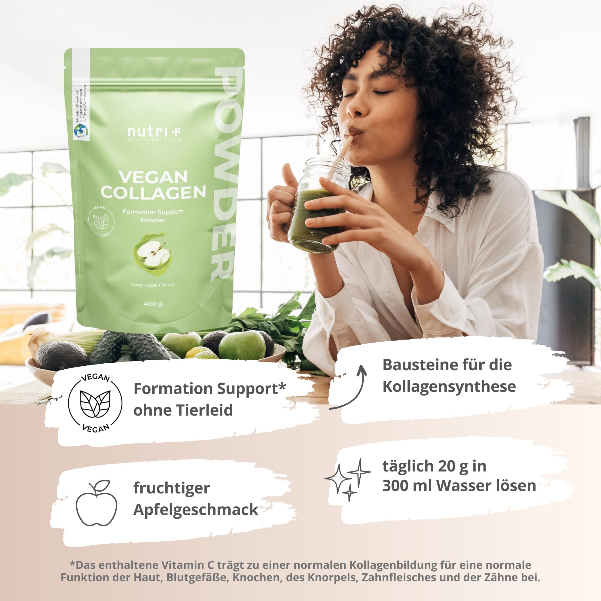Frau trinkt grünes Getränk. Neben ihr: Beutel "VEGAN COLLAGEN". Text: Formation Support, ohne Tierleid. Apfel-Geschmack.