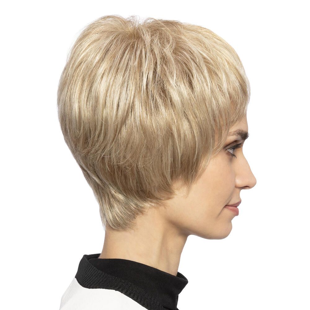 Blonde Kurzhaarperücke. Frau im Profil, Blick nach links.