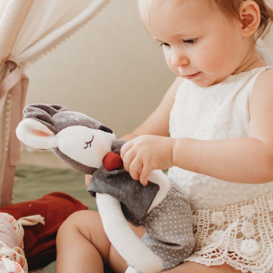 kikadu Große Puppe Rehkitz Junge