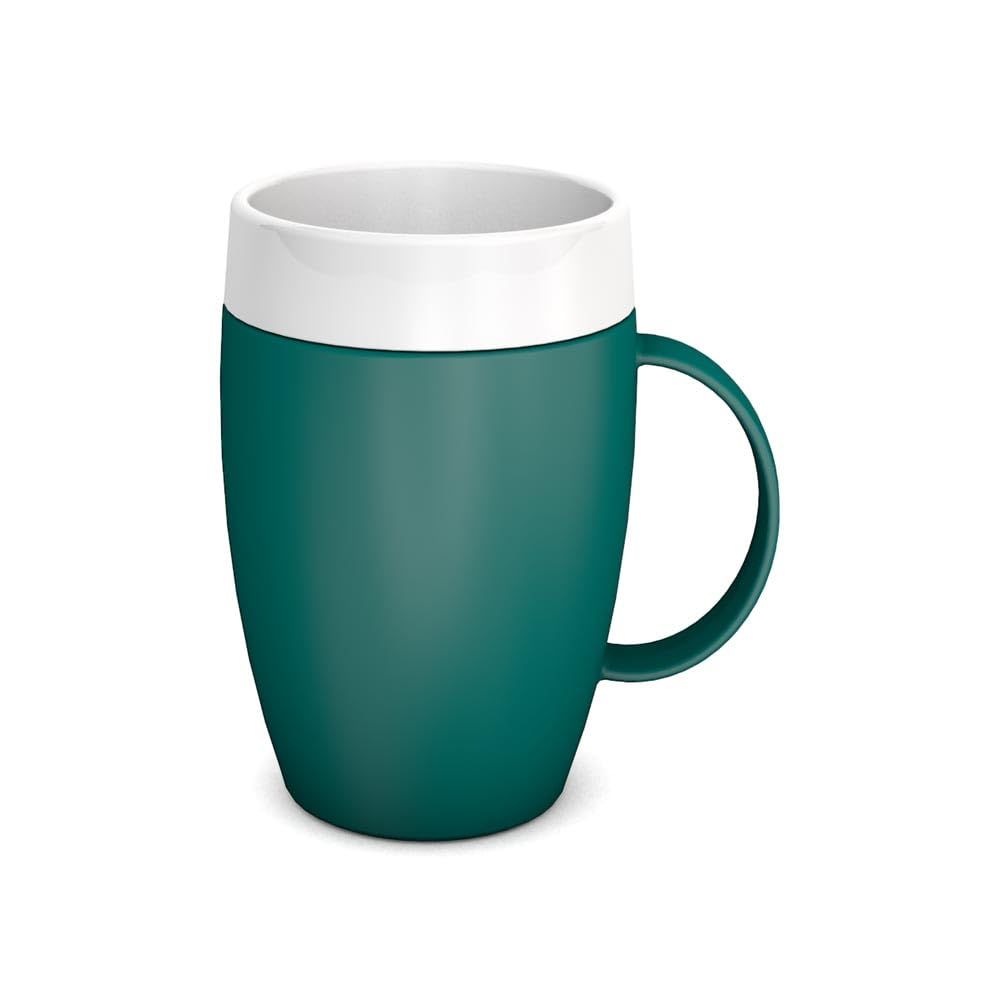 Grüner Becher mit weißem Rand und Henkel. Der Becher hat eine zylindrische Form.
