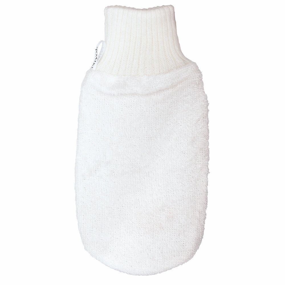 Weißer Massagehandschuh aus Frotteematerial mit geripptem Bündchen.
