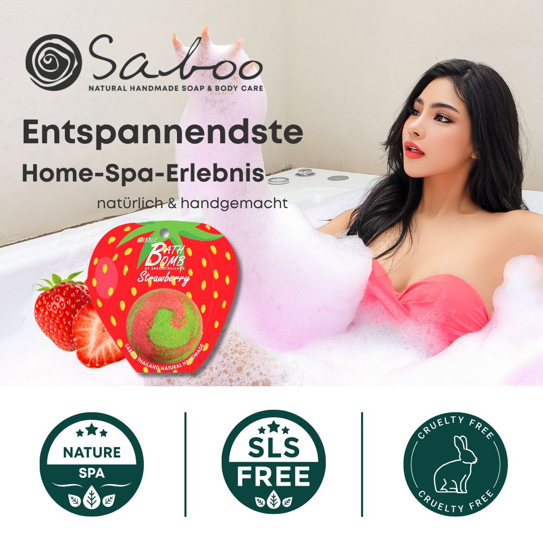 Frau in Badewanne mit Schaum. Erdbeer-Badewannenbombe. Text: Natürlich & handgemacht. Logos: Nature Spa, SLS Free, Cruelty Free.