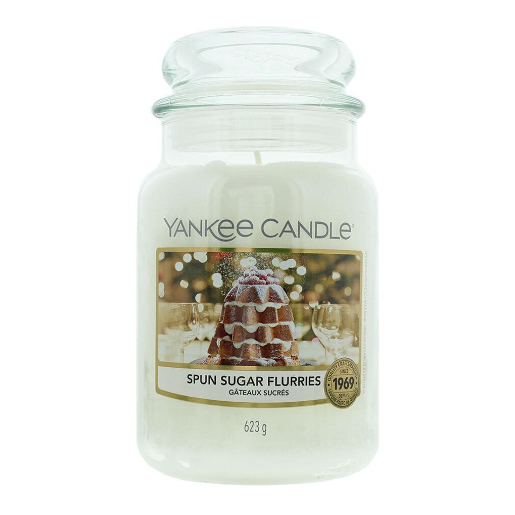 Große Kerze mit Glasdeckel. Etikett mit Produktbild und Schriftzug "Yankee Candle". Gewicht: 623 g.