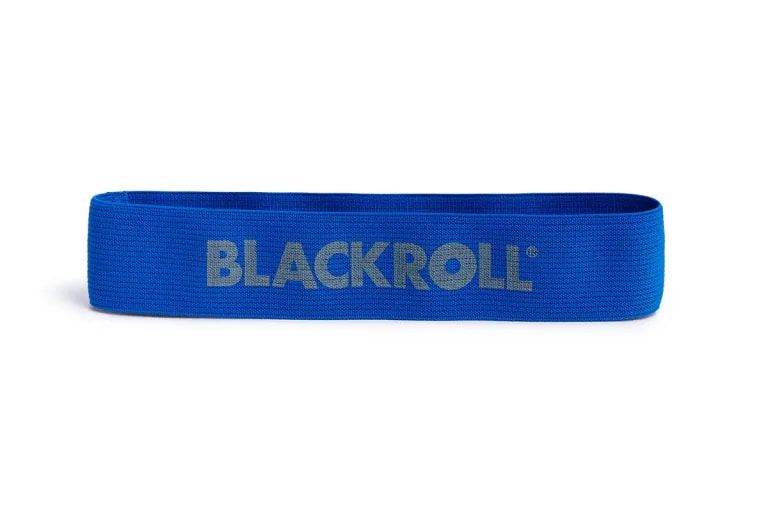 Blaue BLACKROLL Loop Band mit grauem Logo. Das Band liegt flach.