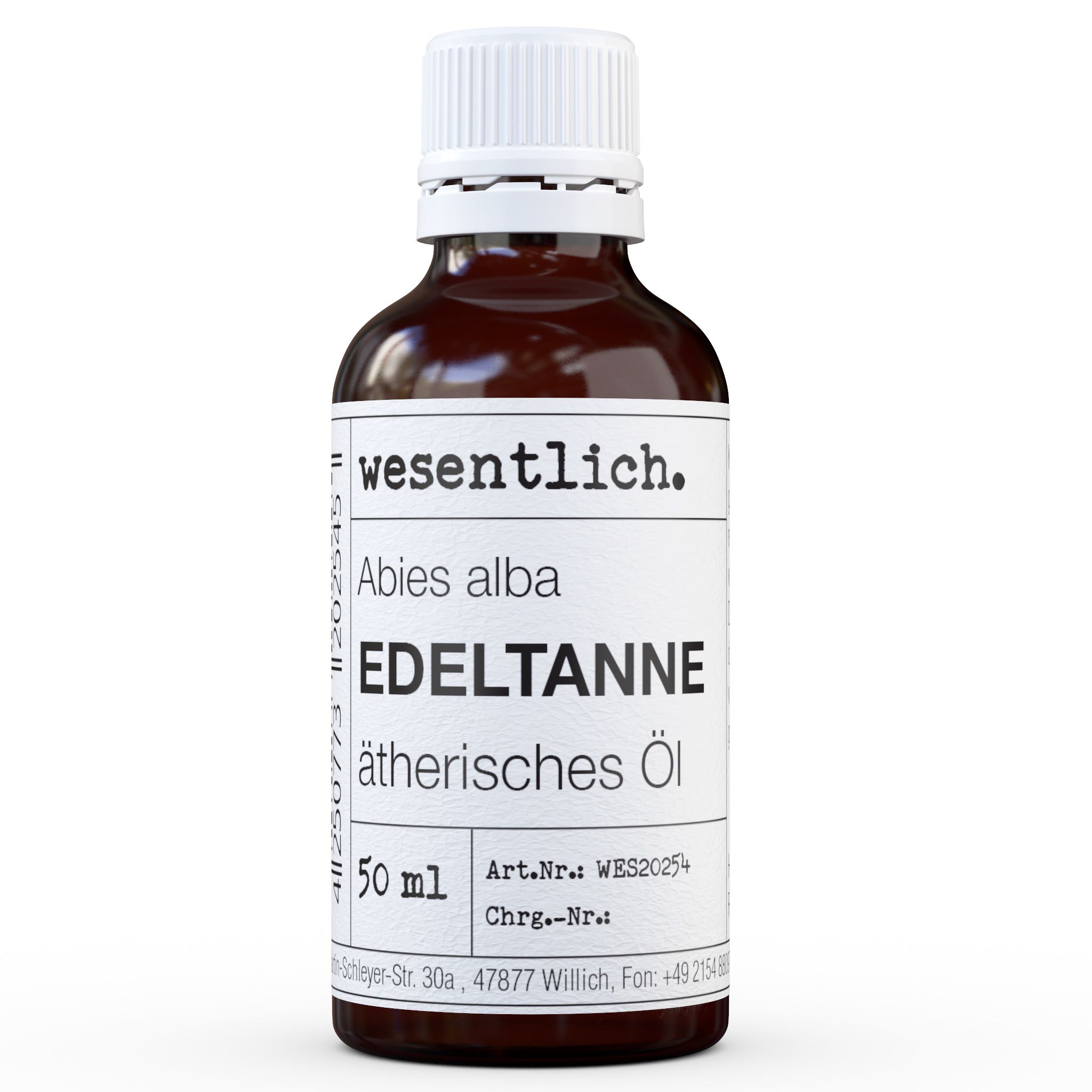 Braune Glasflasche mit weißem Deckel und Etikett. Beschriftung: wesentlich., Edeltanne ätherisches Öl, 50 ml.