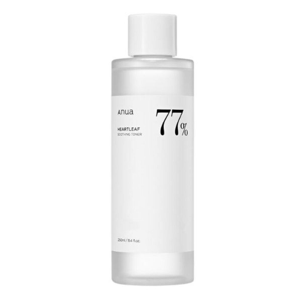 Anua Heartleaf 77% Soothing Toner Flasche mit Spritzern.