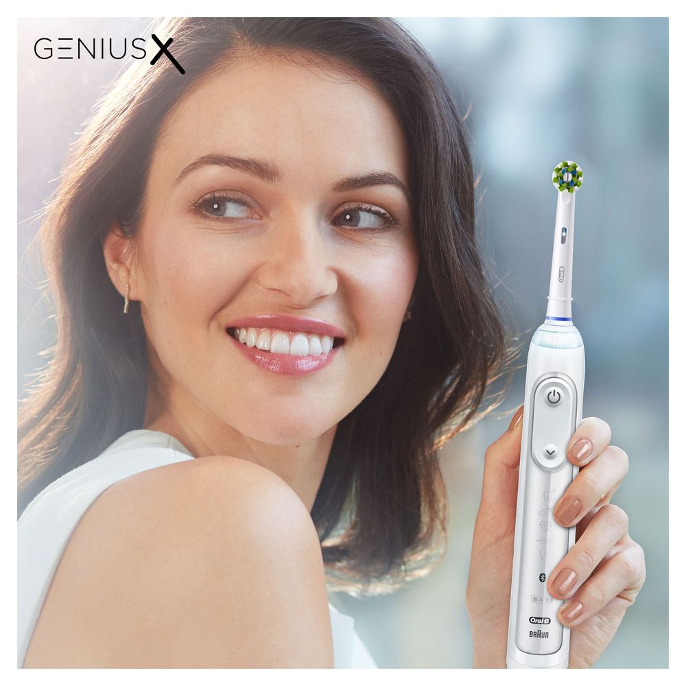 Oral-B - Elektrische Zahnbürste "Genius X - White" in Weiß