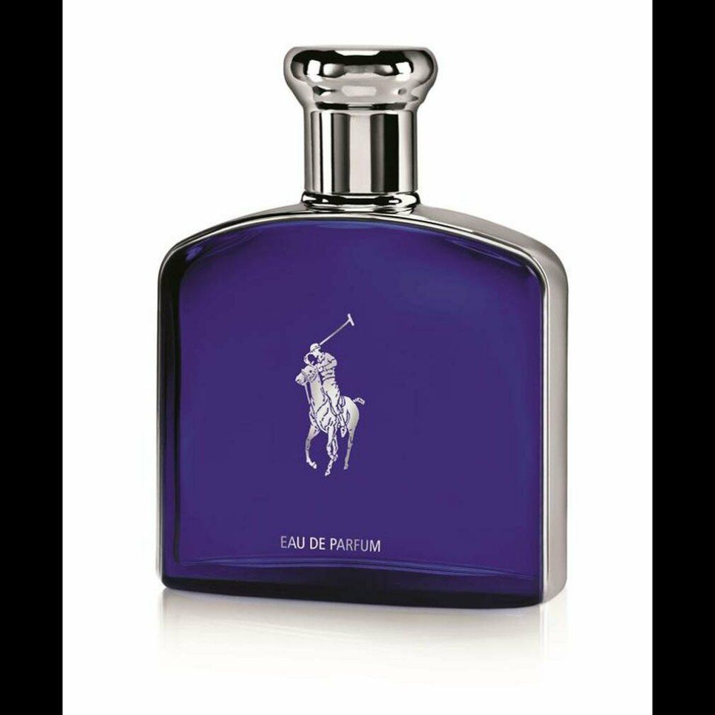 Blaues Parfümflakon mit silbernem Verschluss. Auf dem Flakon ist ein Reiter-Logo und Eau de Parfum geschrieben.