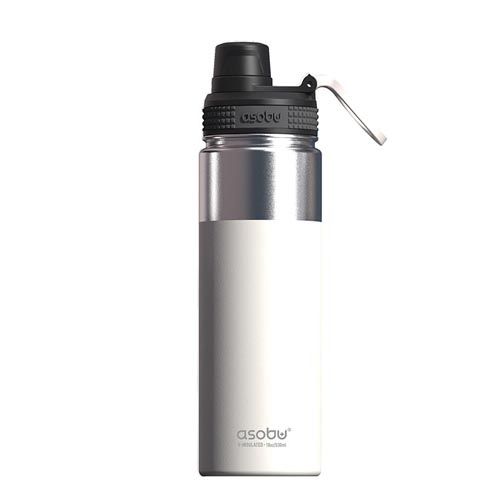 Isolierte Trinkflasche. Weiß und silberfarben. Schwarzer Deckel mit Klappverschluss. Marke: Asobu.