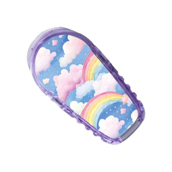 Transparente Schutzhülle mit Regenbogen-Wolken-Design. Sichtbares Design auf der Innenseite.