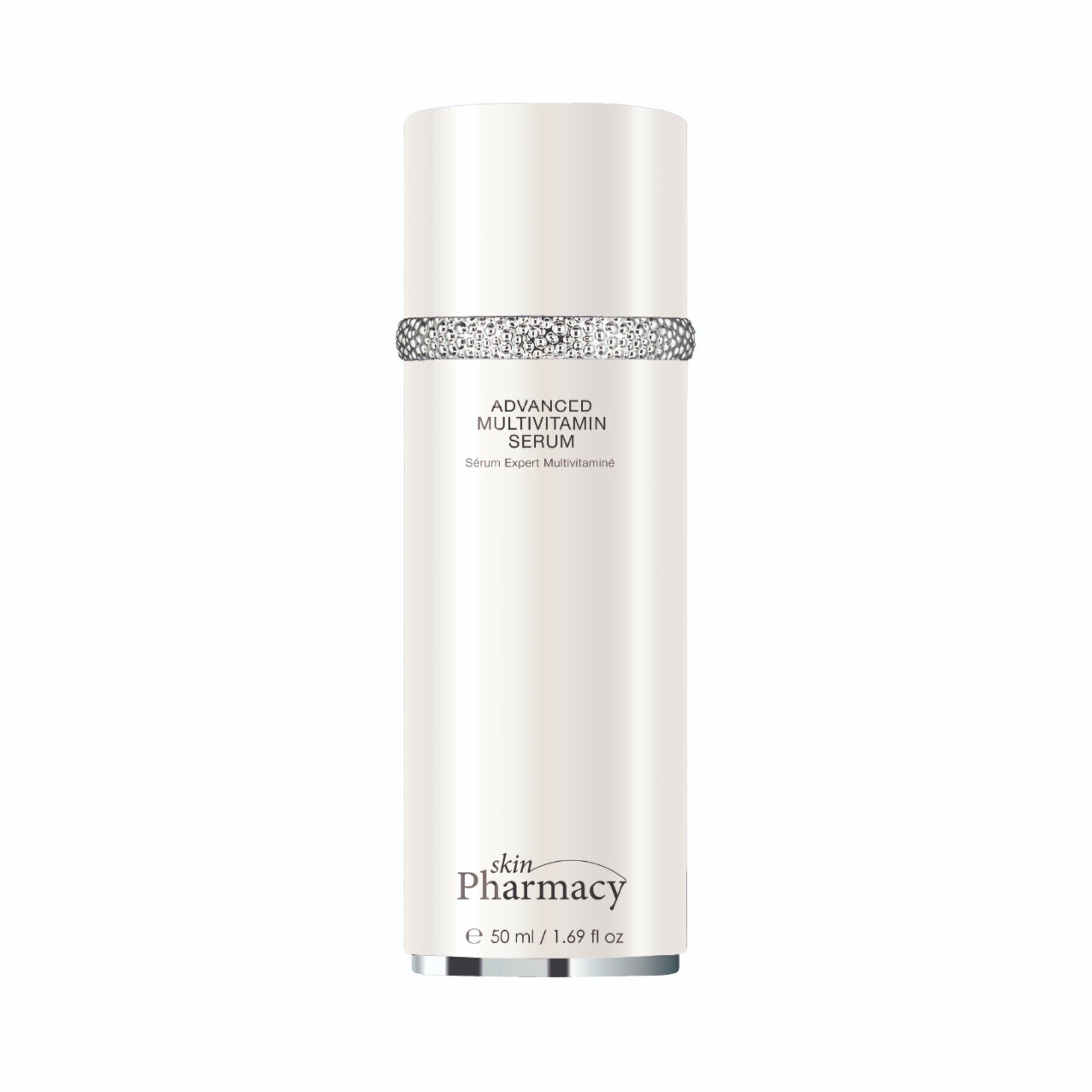 Weißes Serum mit silbernem Ring. Aufschrift: Advanced Multi-Vitamin Serum. Marke: skinPharmacy. Volumen: 50 ml / 1.69 oz.