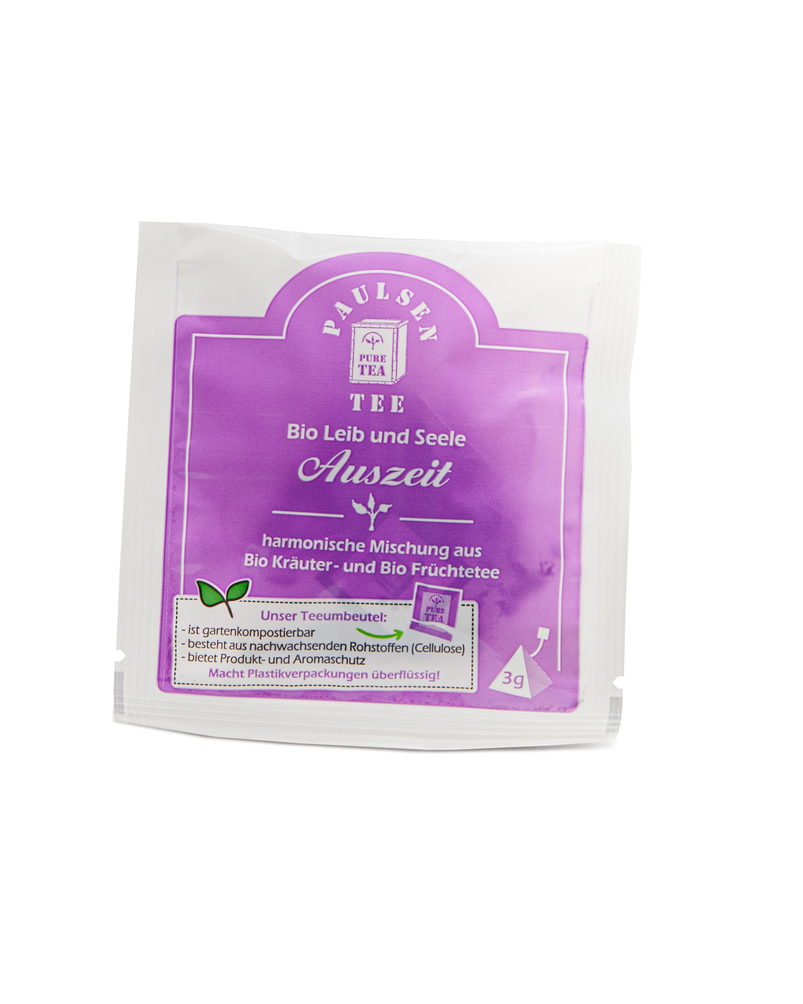 Einzelverpackter Teebeutel mit lila Etikett. Aufschrift: Bio Leib und Seele Auszeit. 3g. Pyramidenbeutel.