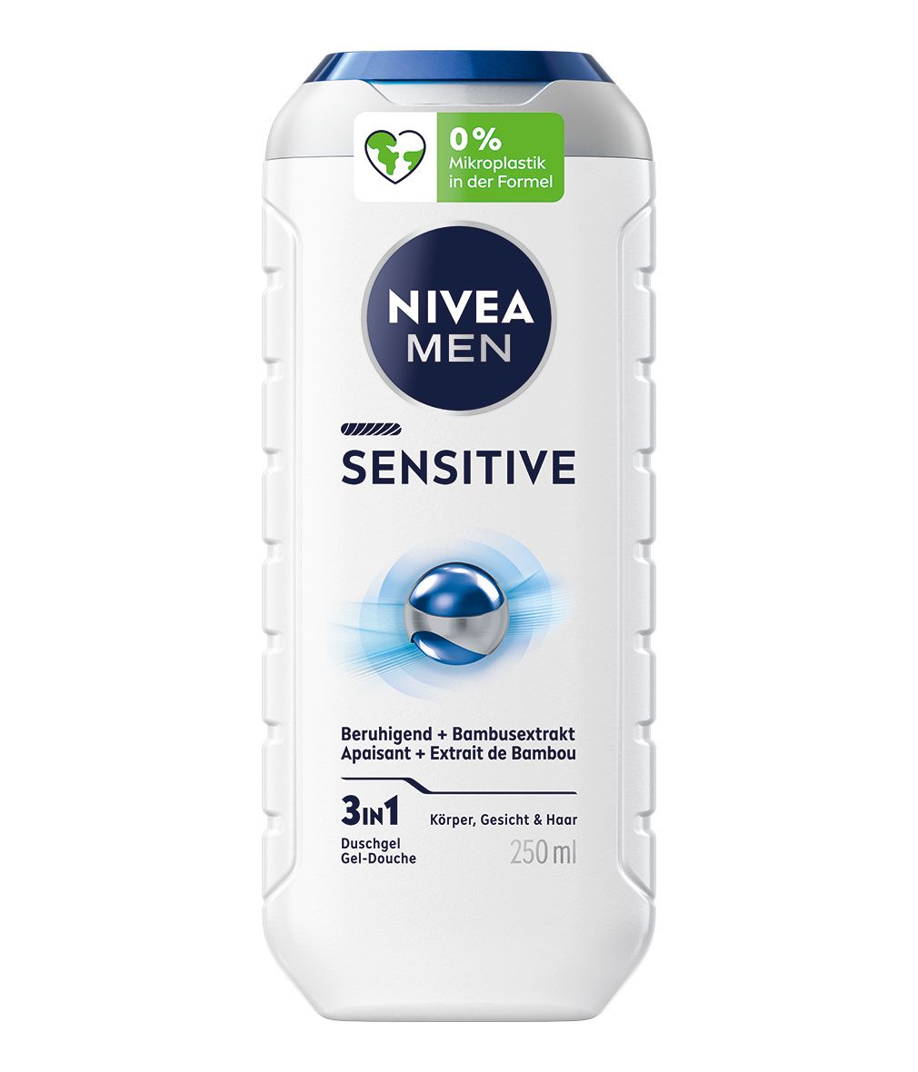 Eine Flasche NIVEA MEN Sensitive Duschgel. Weiße Flasche mit blauem Deckel und Etikett. Text: Sensitive, 3in1, 250 ml.