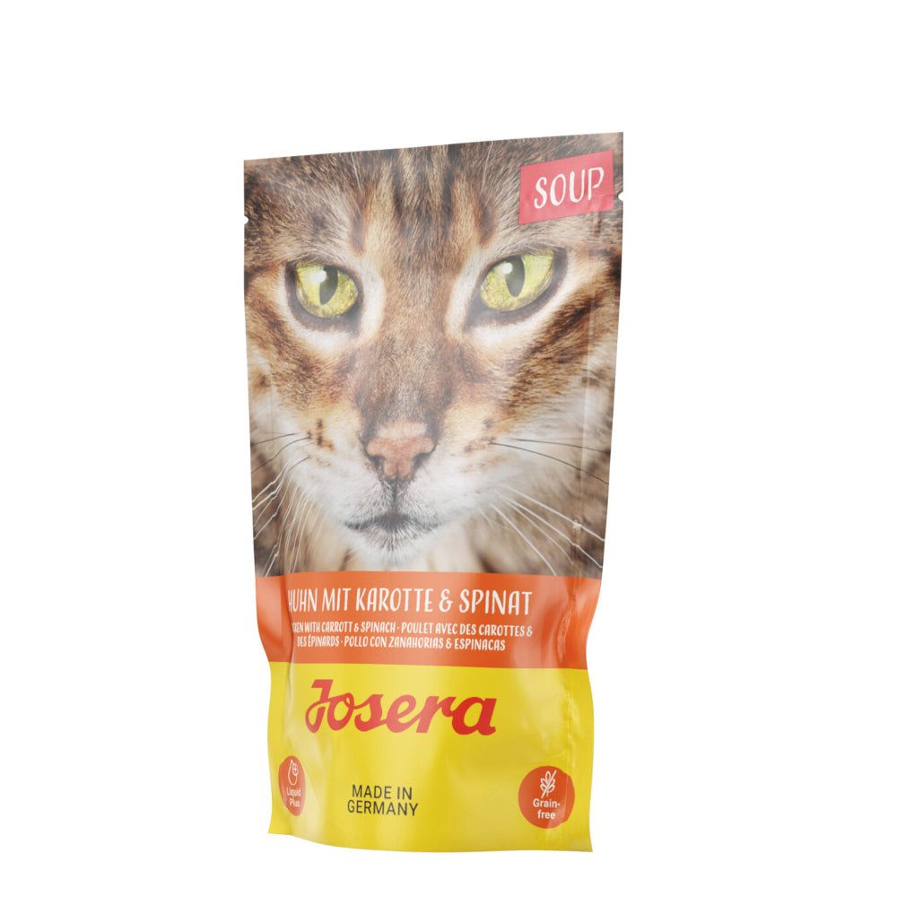 Josera Soup Huhn mit Karotte & Spinat. Beutel mit Katzenkopf-Abbildung. Gelb-orangefarbene Verpackung mit Schriftzug.