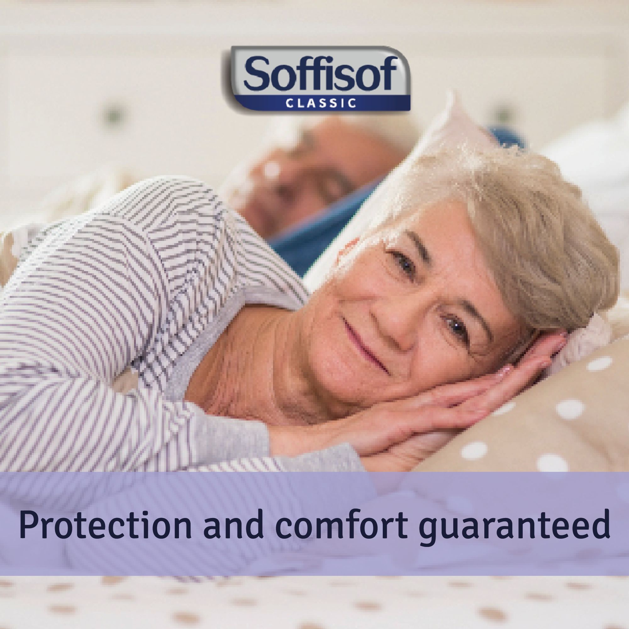 Ouder echtpaar in bed. Soffisof Classic logo. Bescherming en comfort gegarandeerd. Opschrift.