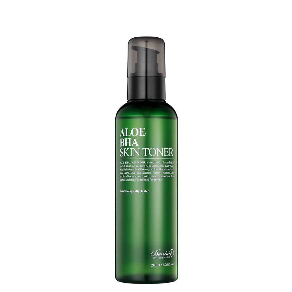 Benton Aloe BHA Skin Toner in einer grünen Flasche mit Pumpspender und schwarzem Deckel.