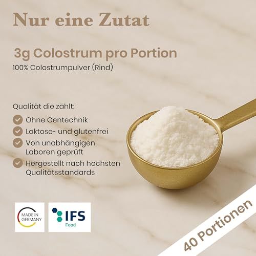 Goldener Messlöffel mit weißem Pulver. Text: 3g Colostrum pro Portion, ohne Gentechnik, laktosefrei, 40 Portionen.