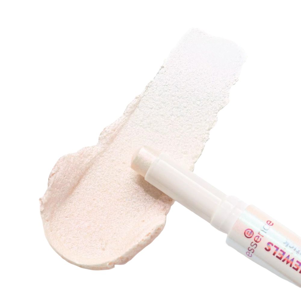 Glitzer-Lidschatten-Stick und Farbabstrich. Weißer Stift, holografische Hülle. Marke: Essence. Text: Jelly Jewels, glitter stick.