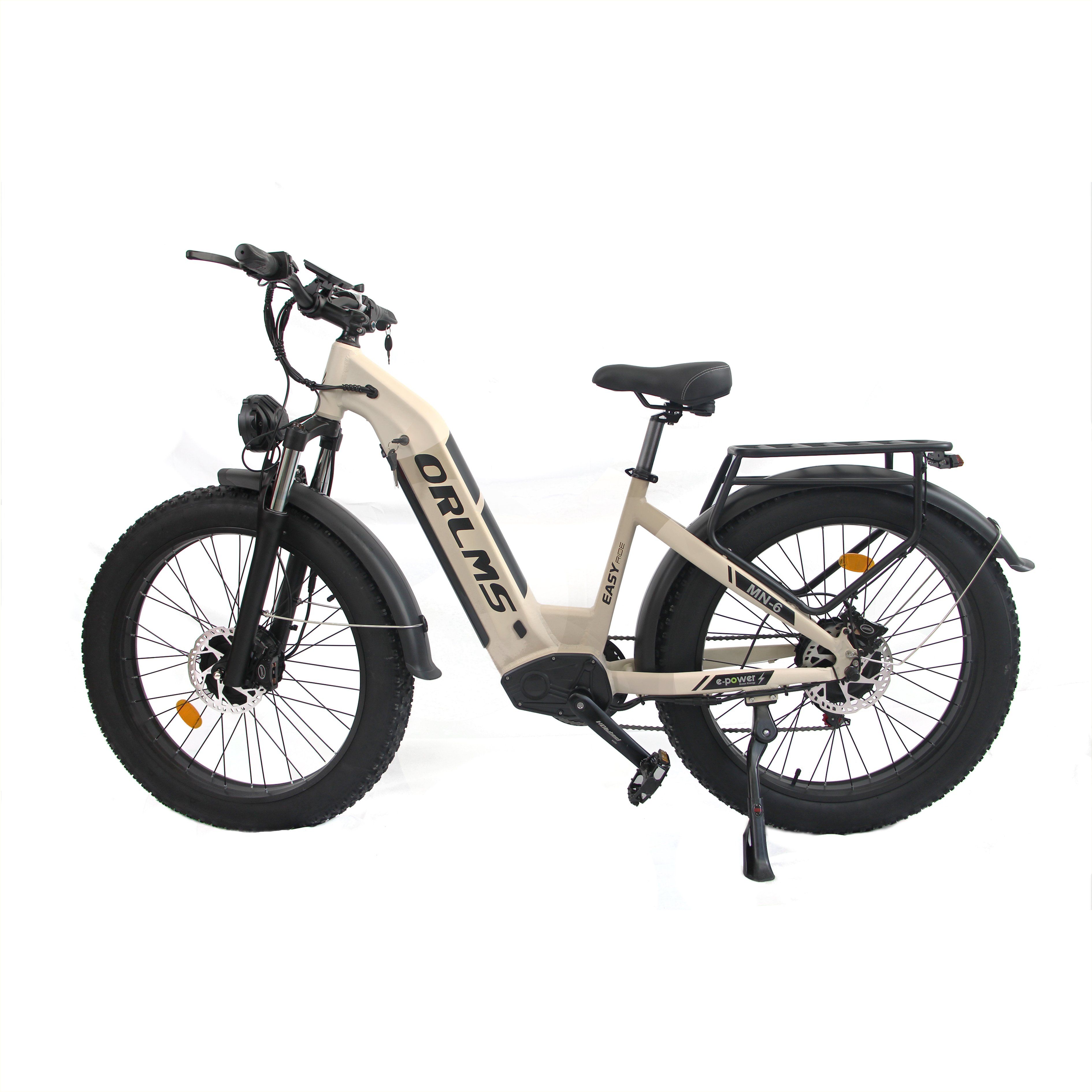 Beige Elektrofahrrad mit schwarzen Reifen. Marke ORLMS sichtbar.