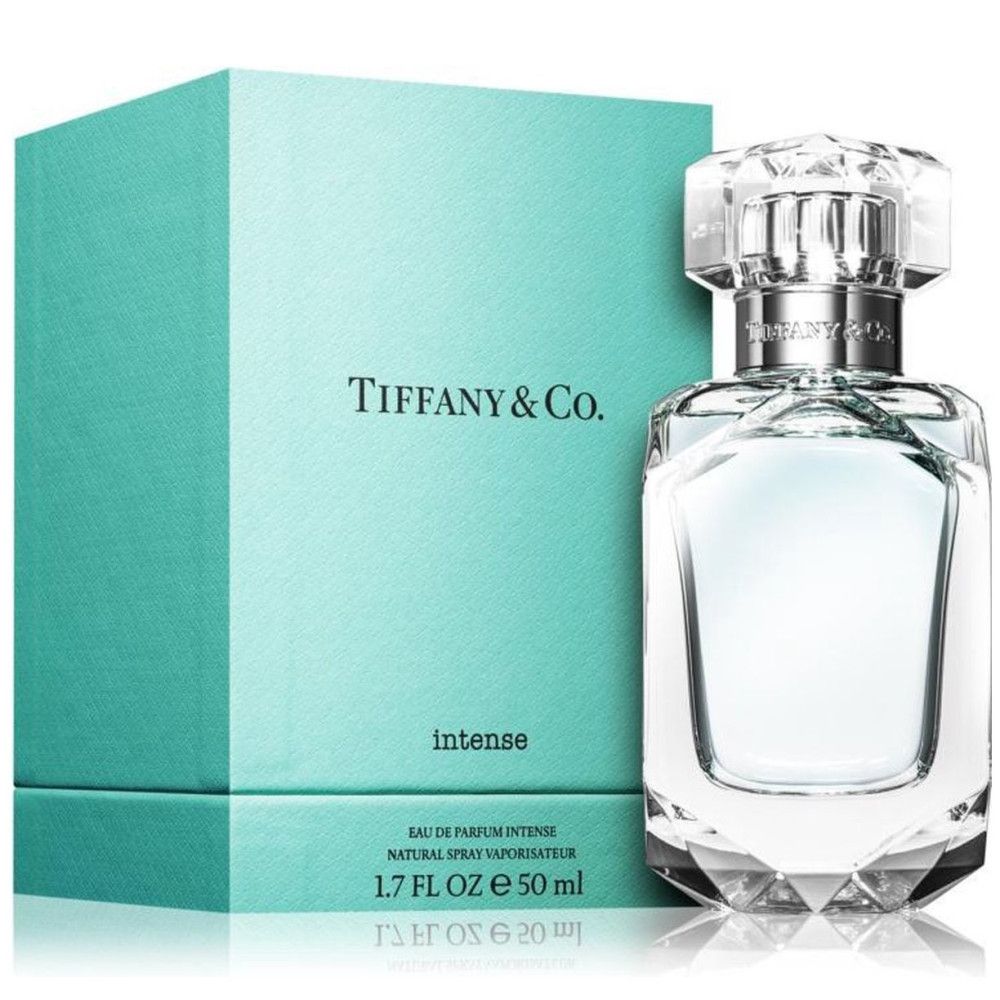 Türkisfarbene Schachtel und Flakon. Flakon mit silbernem Verschluss und durchsichtigem Deckel. Aufschrift: Tiffany & Co. Intense.