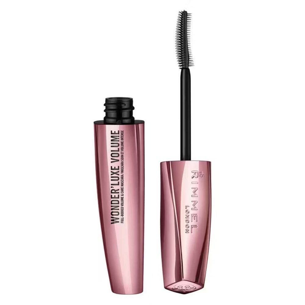 Rimmel London Wonder'Luxe Volume Mascara. Rosa-farbene Hülse, schwarze Bürste. Deckel geöffnet.