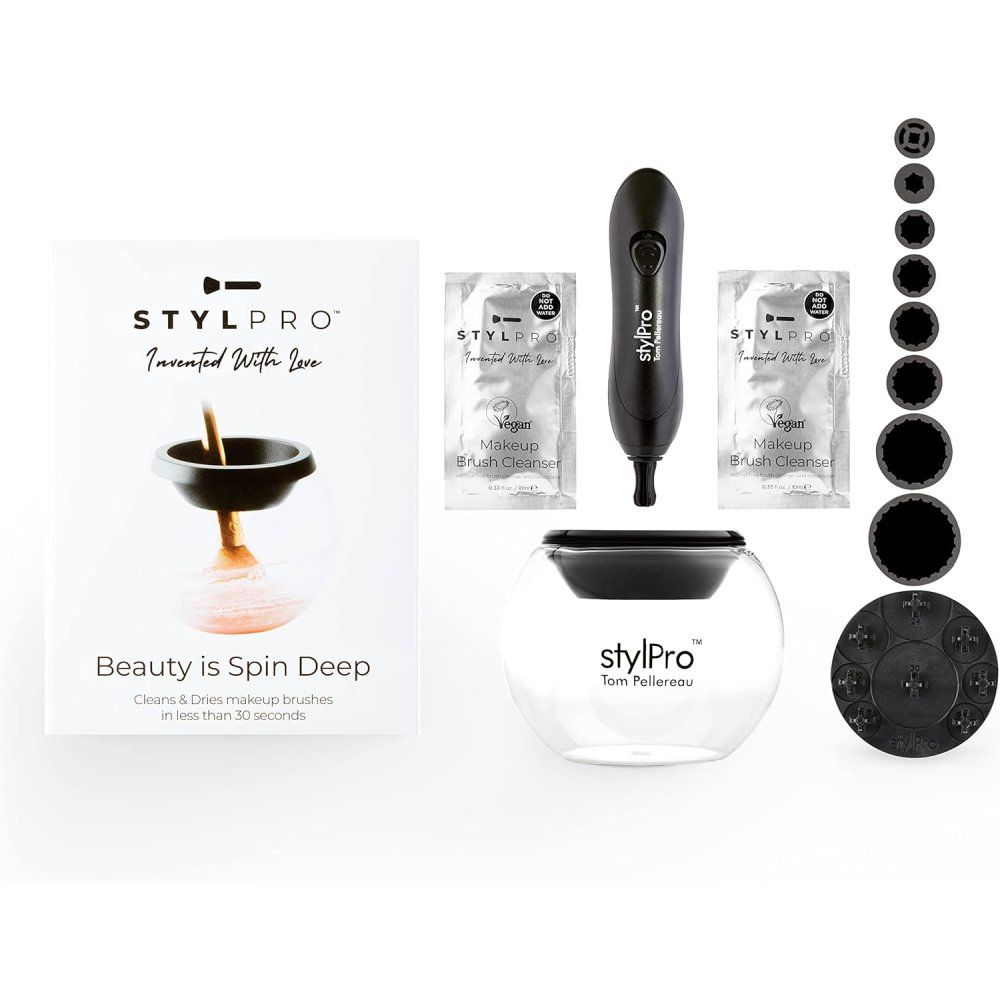 STYLPRO Set: Pinselreiniger, Trockner, Aufsätze, Reinigerbeutel und Handgerät.