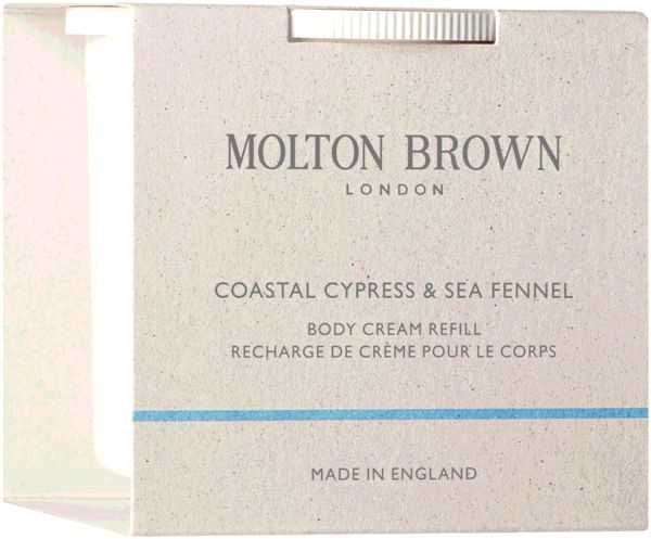 Körpercreme-Nachfüllpackung in Kartonverpackung. Aufschrift: Molton Brown, Coastal Cypress & Sea Fennel, Body Cream Refill.