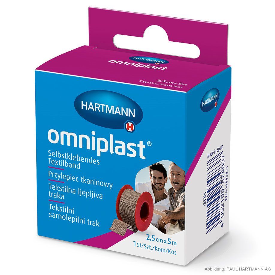 Omniplast Textilband Rolle, selbstklebend, 2,5cmx5m, in Verpackung mit Abbildung von zwei Männern.
