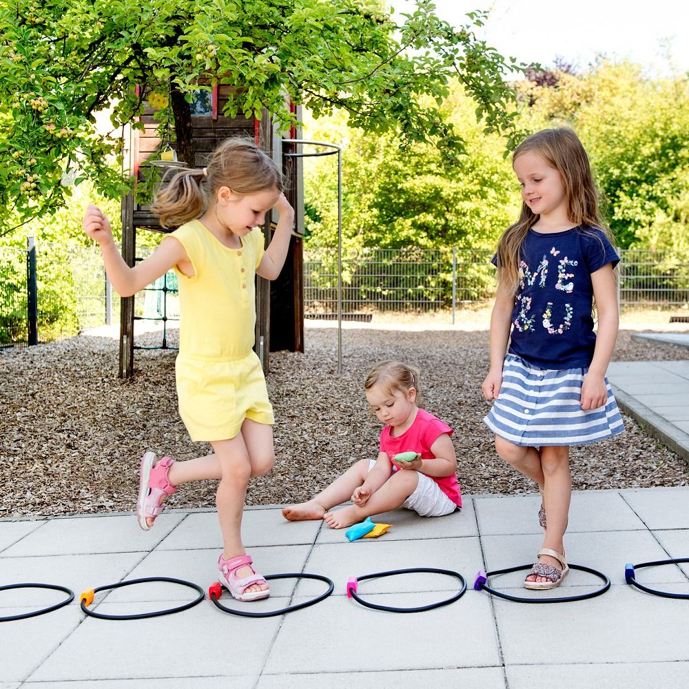 Beleduc Bewegungsspiel Jump & Throw