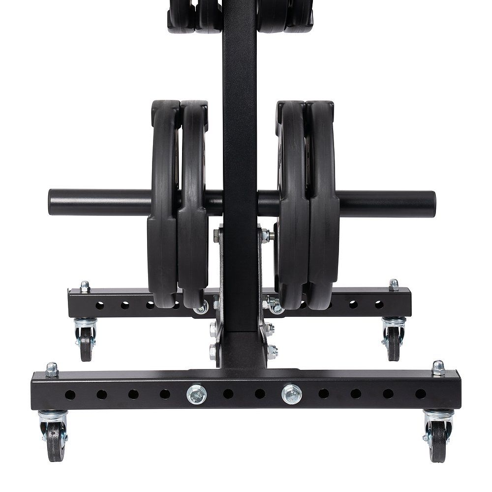 Nahaufnahme des Hantelscheiben-Ablageständers. Schwarzes Metall, Rollen, beladen mit Hantelscheiben.