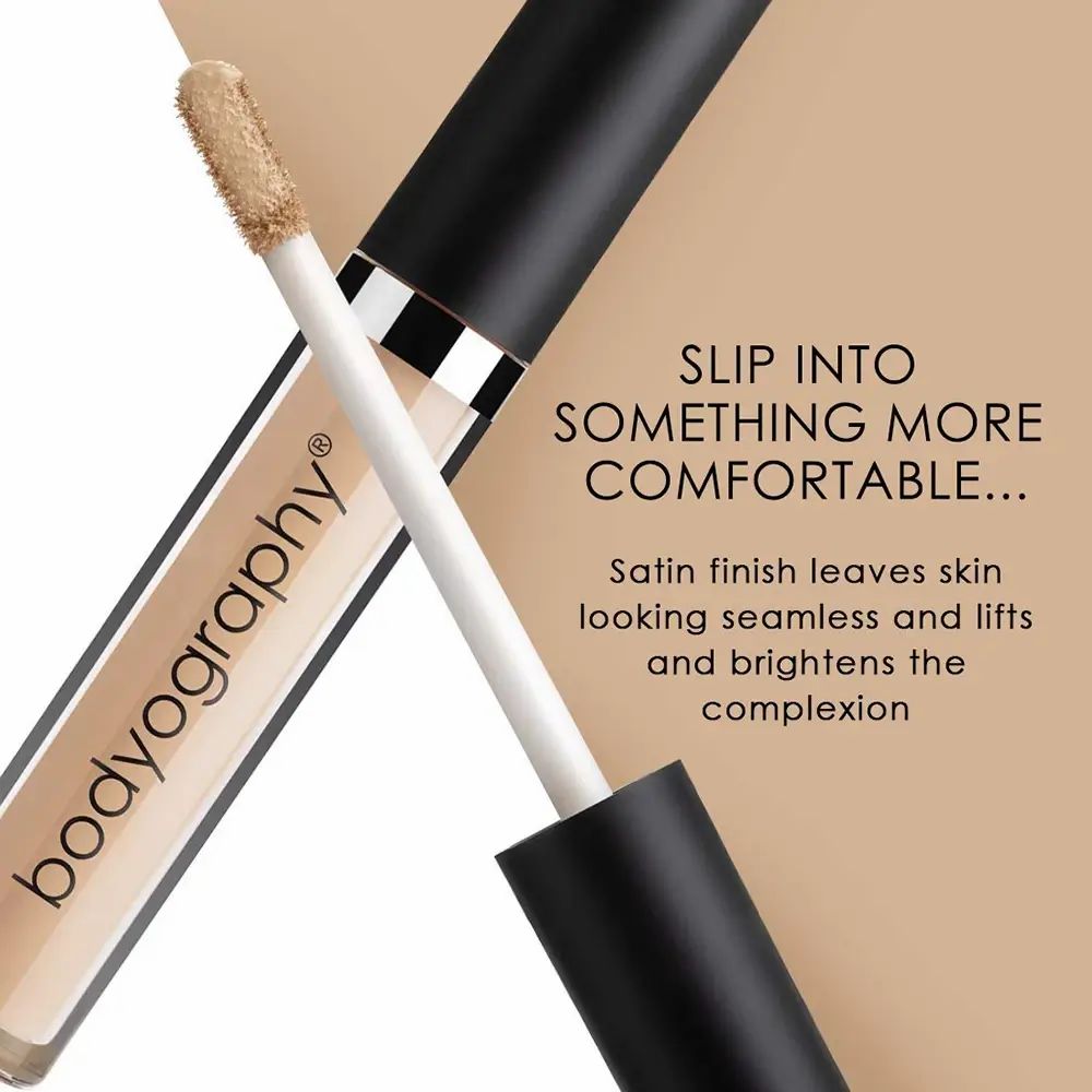 Concealer-Tube mit Applikator. Text: "Slip into something more comfortable..." und "bodyography".